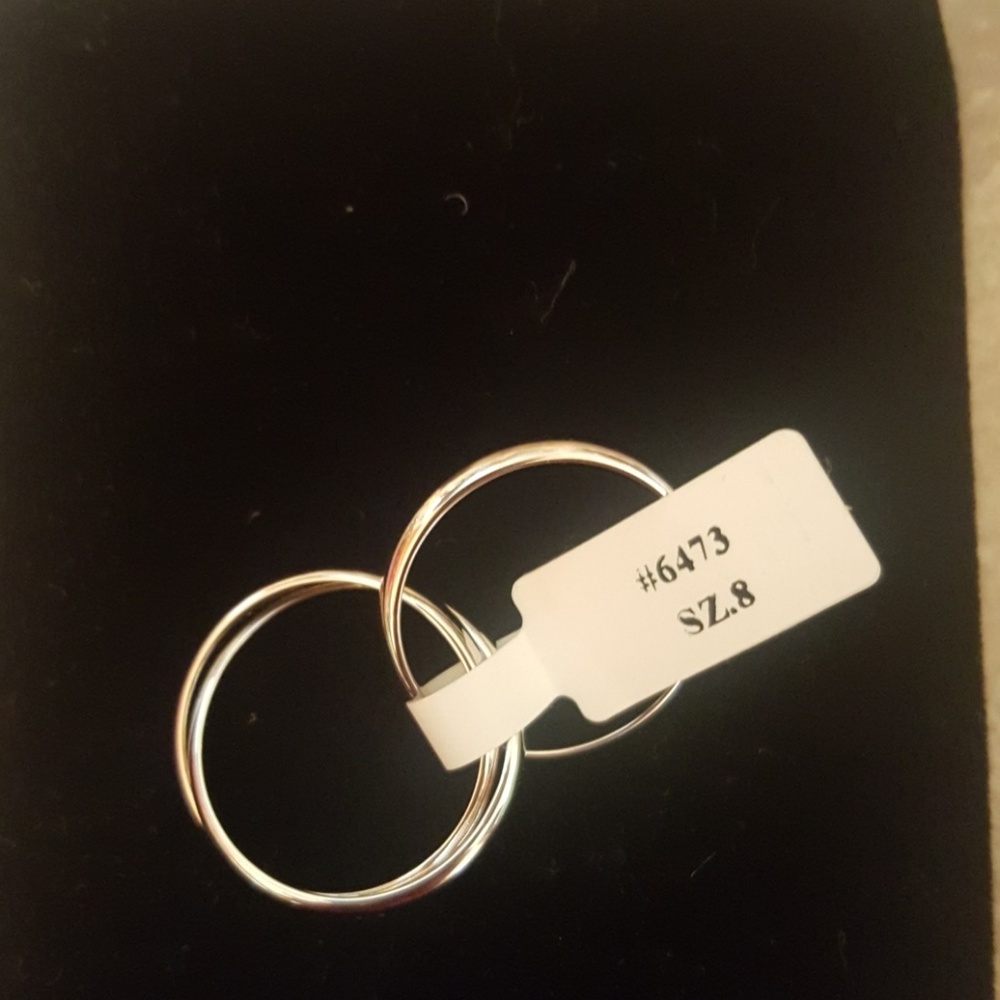 Park Lane silver tri ring - Picture 3 of 6